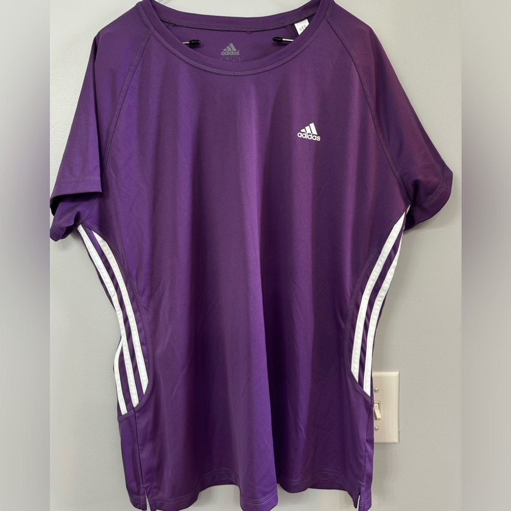 Addidas short sleeve